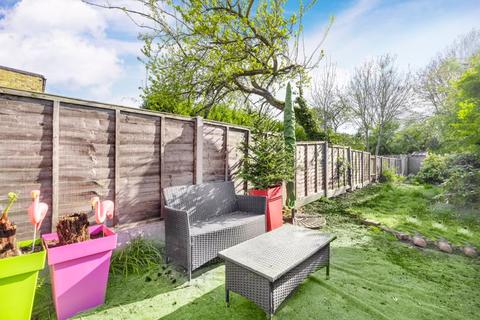 12 First Cross Road, Twickenham, TW2 5QA