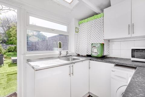 12 First Cross Road, Twickenham, TW2 5QA