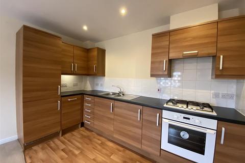 12 Bramble Walk, Kingsnorth, Ashford, TN23 3GF