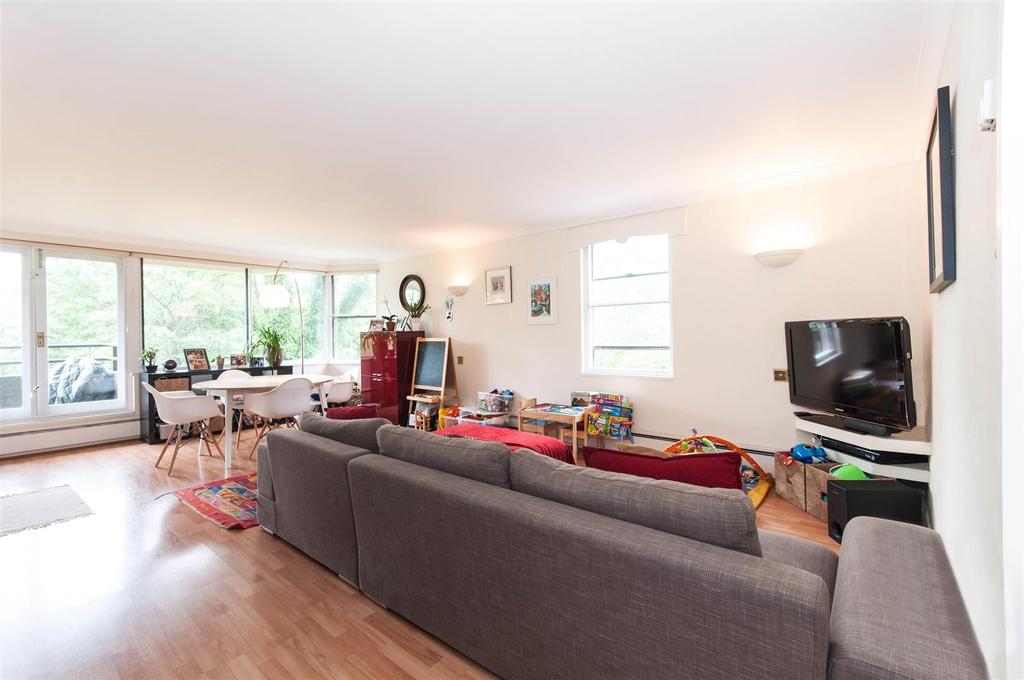 8 Downesbury, Steeles Road - Reception.jpg