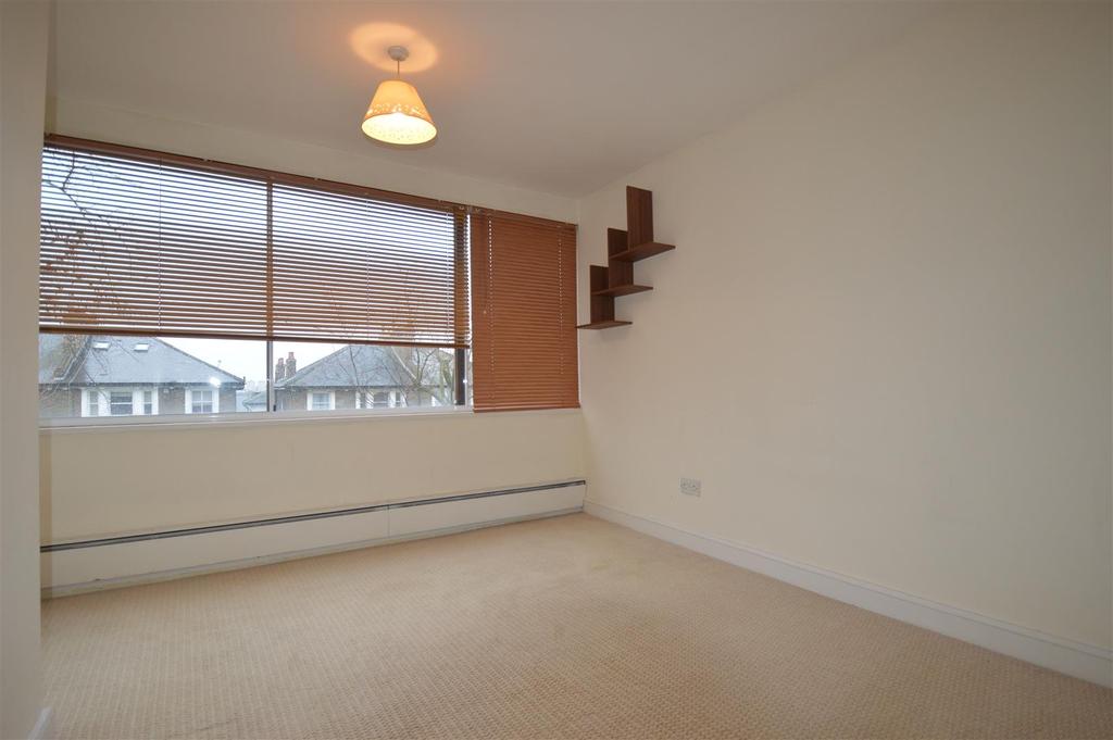 8 Downesbury - Bedroom NEW.jpg