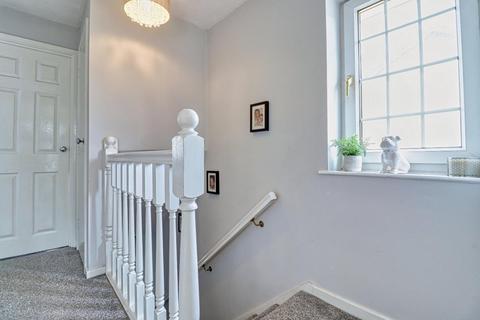 38 Springbank Close, Farsley, Pudsey, LS28 5EW