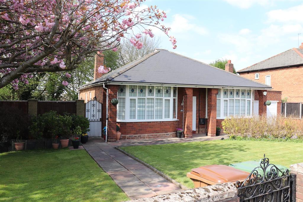 Lichfield Road, Walsall Wood 2 bed detached bungalow £325,000