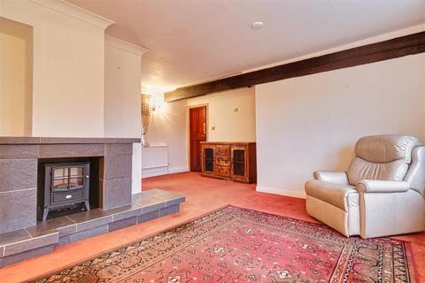 2 The Mews, Lane Head Apperley Lane, Rawdon, Leeds, LS19 7DX