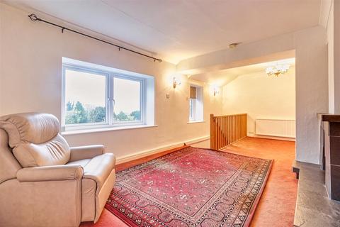 2 The Mews, Lane Head Apperley Lane, Rawdon, Leeds, LS19 7DX