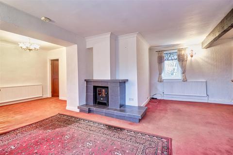 2 The Mews, Lane Head Apperley Lane, Rawdon, Leeds, LS19 7DX