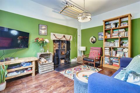 39 North Parade, Otley, LS21 1BA