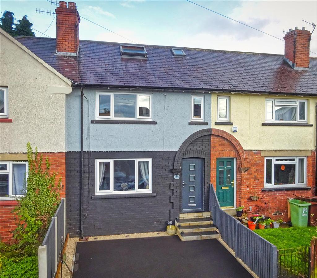 Westbourne Grove, Otley 3 bed terraced house for sale £225,000