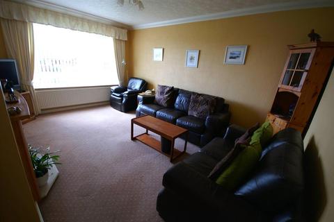 6 Balmoral Close, Horwich, Bolton, BL6 6NU