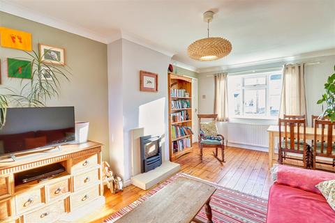 67 Church Close, Pool In Wharfedale, Otley, LS21 1LW