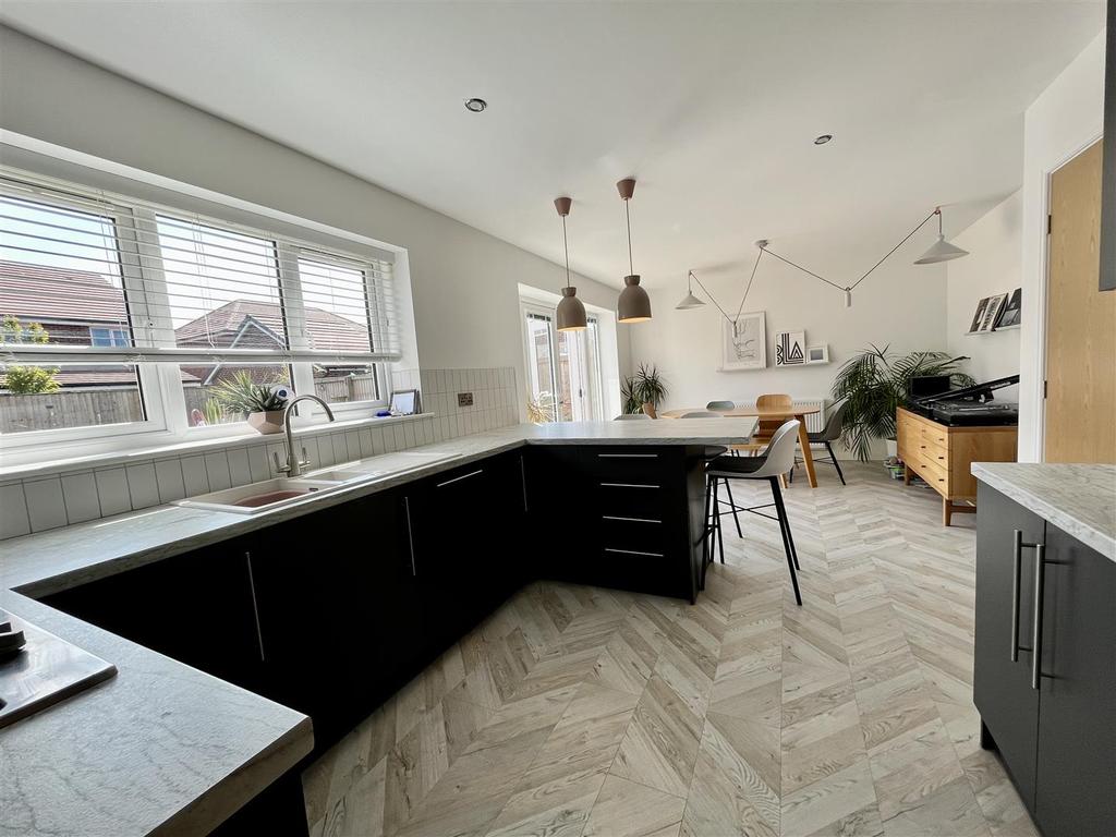 Open plan dining kitchen