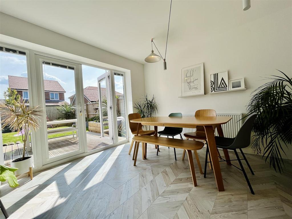 Open plan dining kitchen
