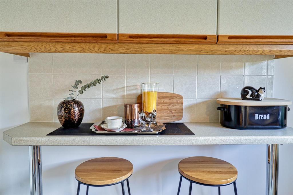 Dining kitchen