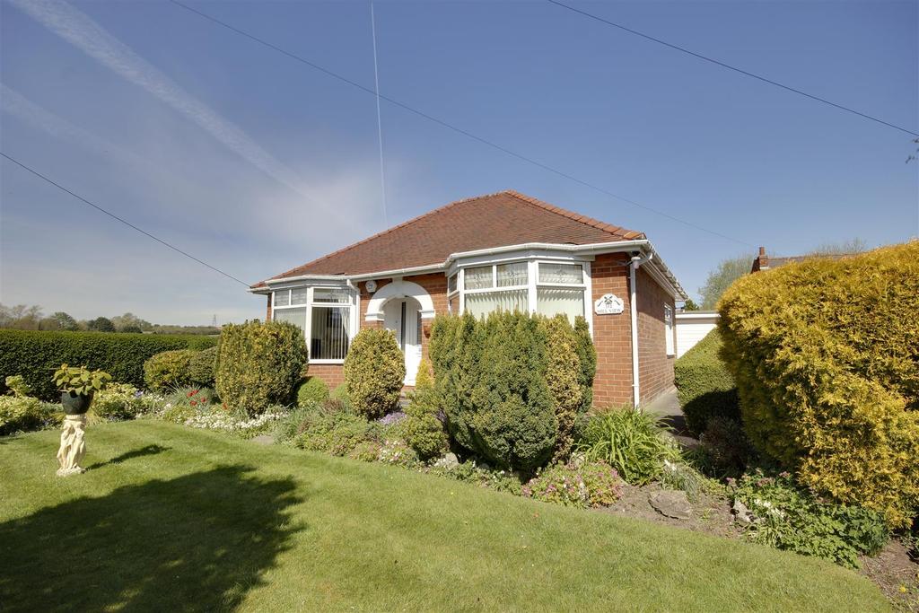 Eppleworth Road, Cottingham 2 bed detached bungalow £325,000