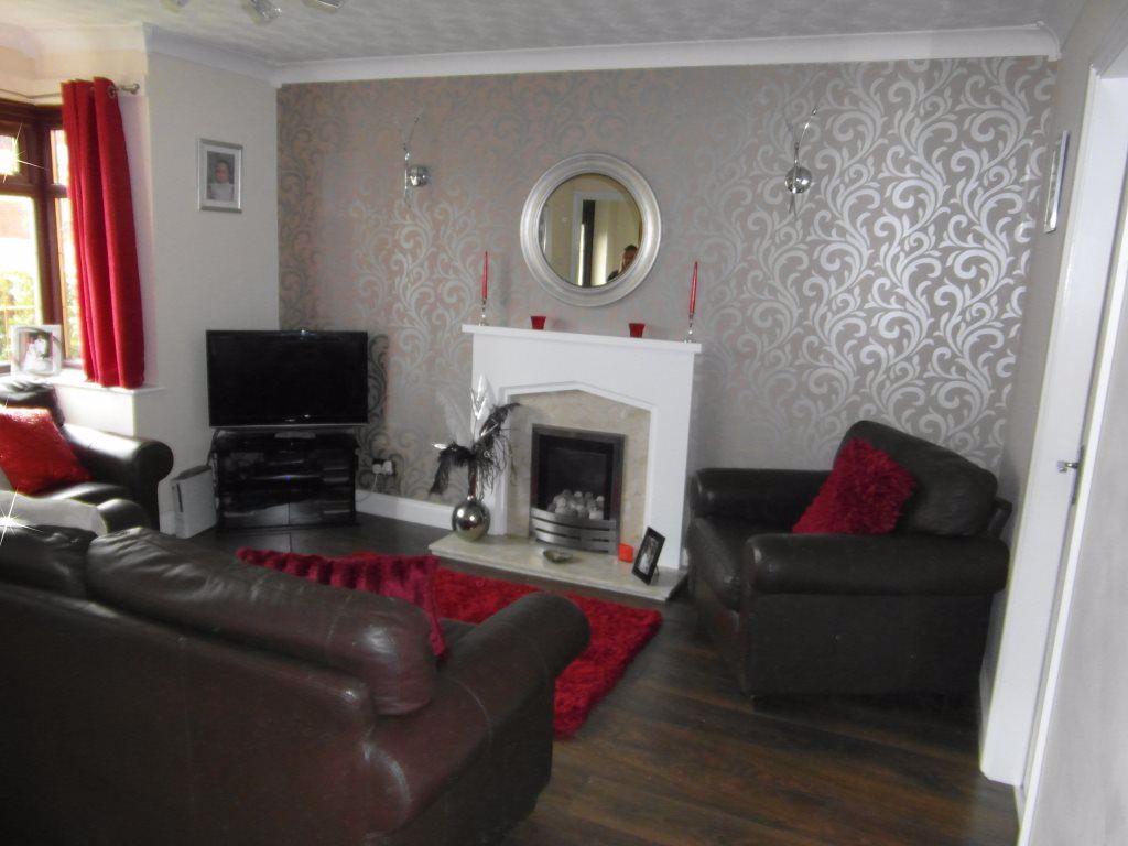 Tyzack Close, Brierley Hill 3 bed detached house £900 pcm (£208 pw)