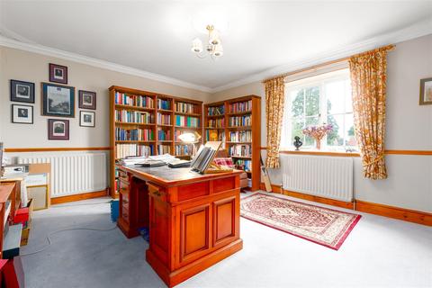 2 bedroom flat for sale - Stratton Audley Manor, Mill Road, Stratton Audley