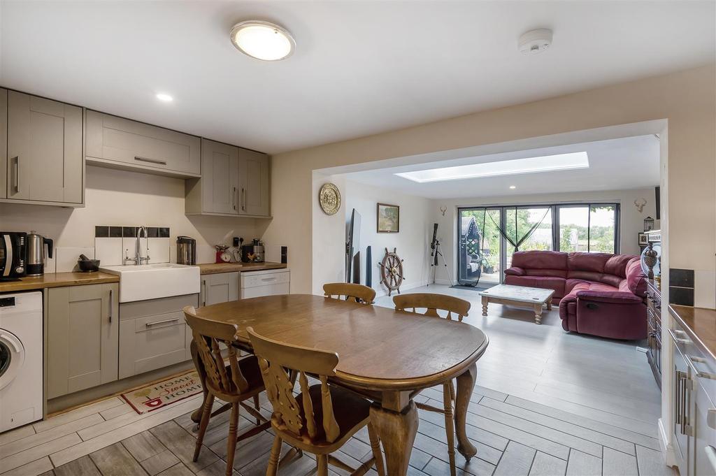 Melchbourne Road, Knotting, BEDFORD 2 bed terraced house £350,000