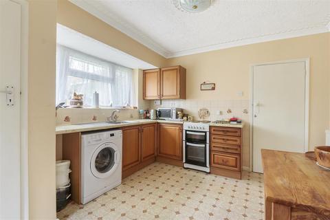 4 Bowhill, Bedford, MK41 8EF