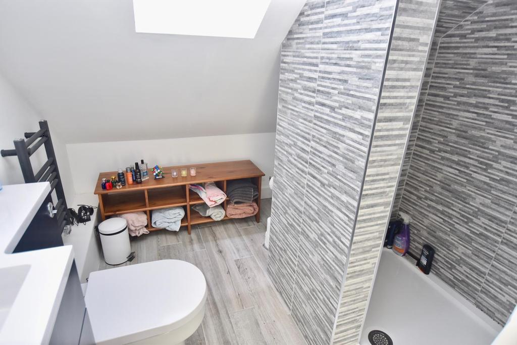 Ensuite