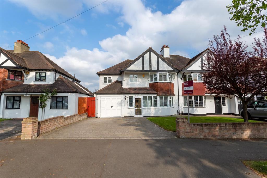 Banstead Road South, Sutton 4 bed semidetached house £825,000