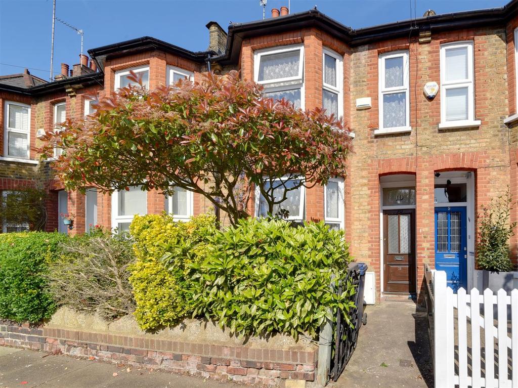 Chamberlain Road, East Finchley 3 bed terraced house £700,000
