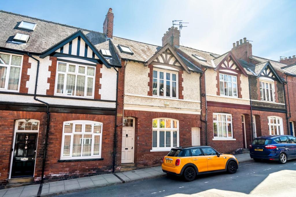 Scarcroft Hill, York 3 bed terraced house £550,000