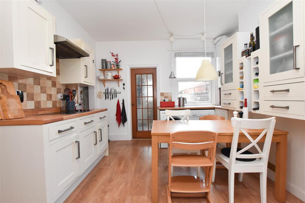 Dudley Road, Eastbourne 2 bed terraced house £289,950