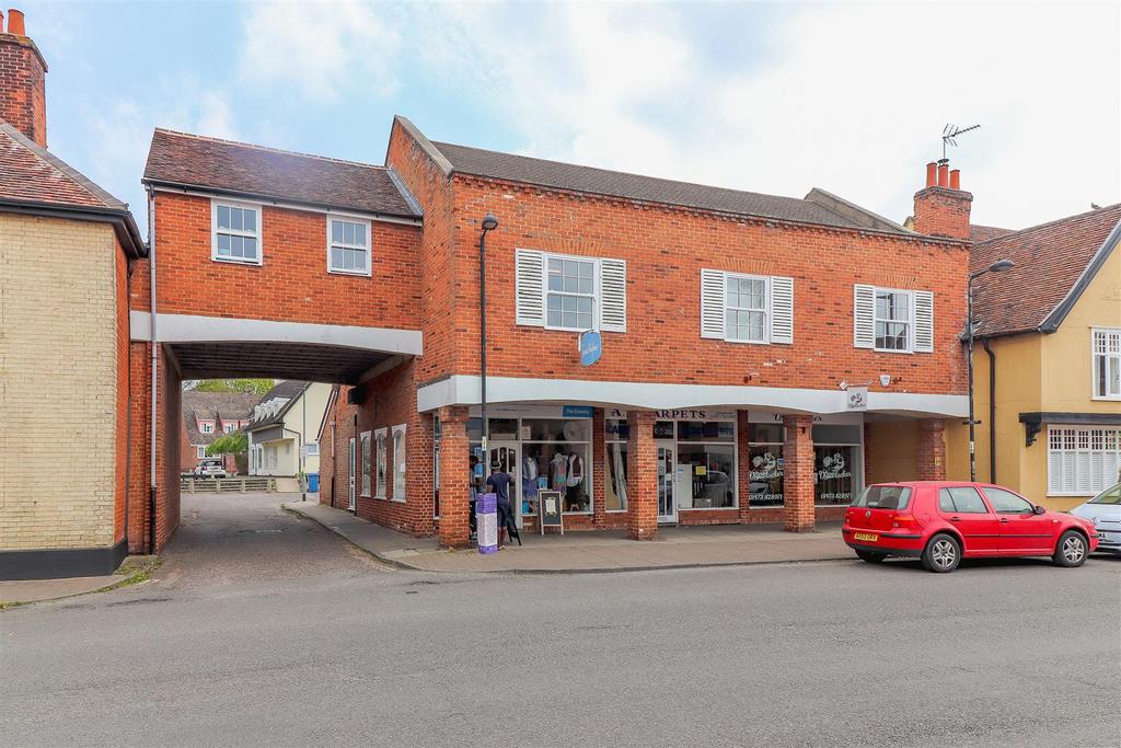 112 High Street, Hadleigh, Ipswich... 1 bed apartment £620 pcm (£143 pw)