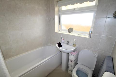 14 Adelaide Gardens, Minster On Sea, Sheerness, ME12 3HN