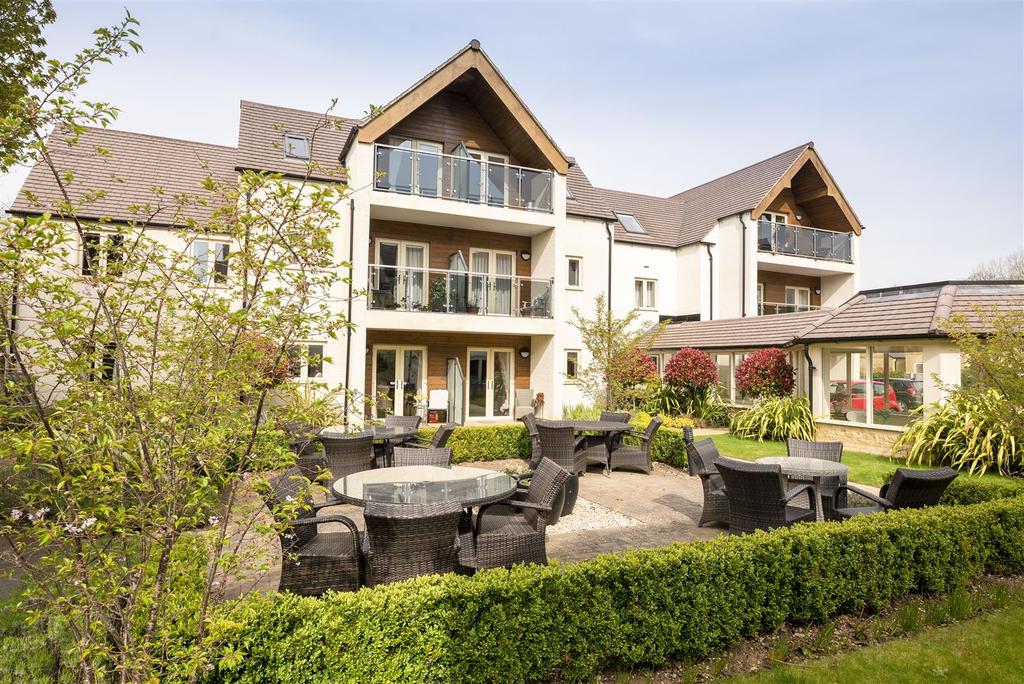 Hospital Road, MoretonInMarsh... 1 bed retirement property £240,000