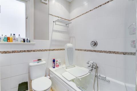 26 Ramillies Road, London, W4 1JN