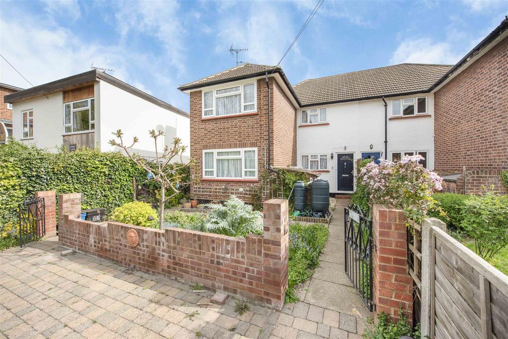 Manor Road, Twickenham 2 bed £450,000