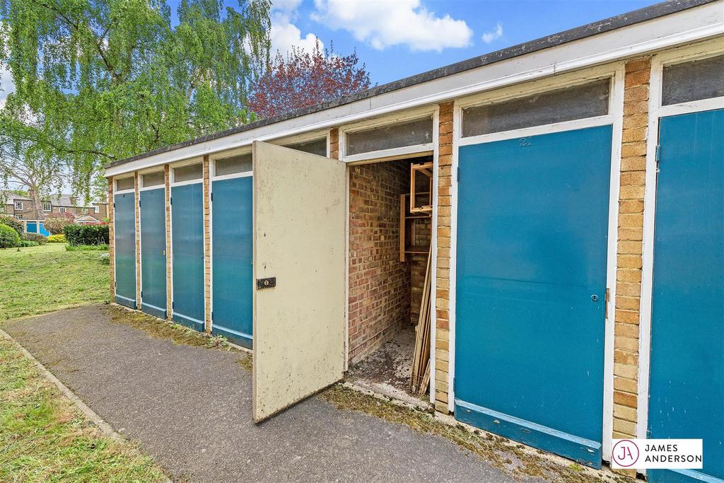JA-22 Moore Close-8.jpg