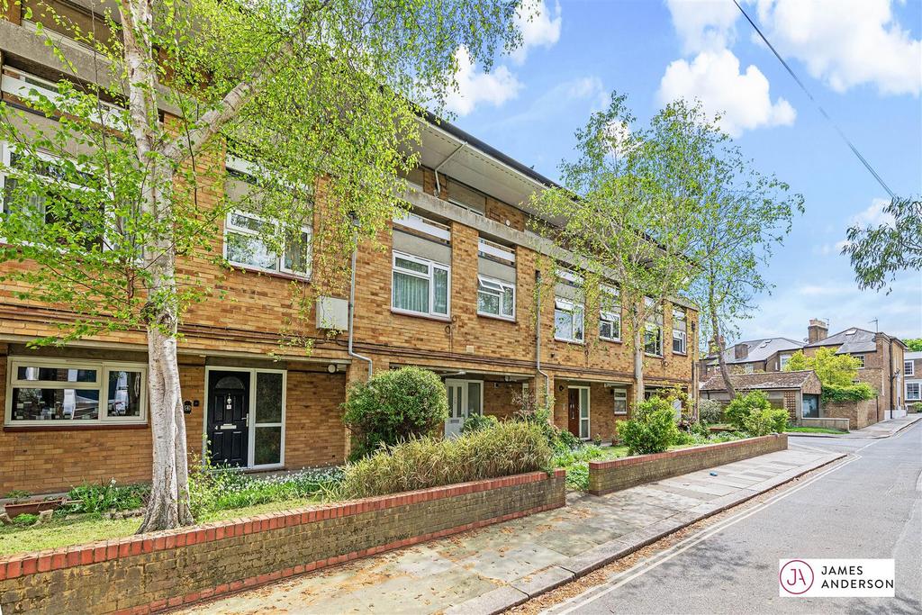 JA-22 Moore Close-12.jpg