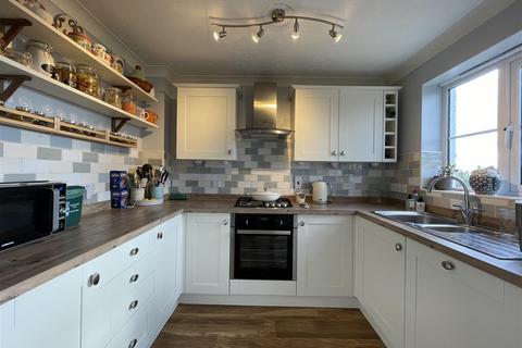 15 Westcots Drive, Winkleigh, EX19 8JW
