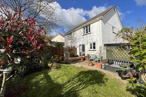 15 Westcots Drive, Winkleigh, EX19 8JW