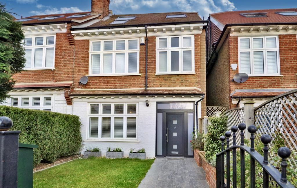 Temple Sheen Road, London SW14 5 bed semidetached house £4,750 pcm