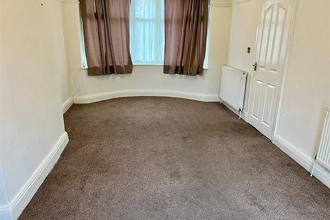 3 bedroom semi-detached house to rent, St Marys Road, Manchester