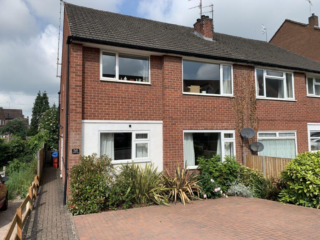 Common Lane, Kenilworth 2 bed £775 pcm (£179 pw)