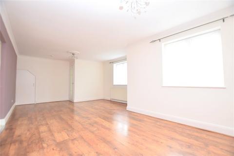 8 Vignoles Road, Romford, RM7 0DT