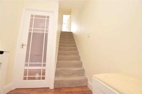 8 Vignoles Road, Romford, RM7 0DT