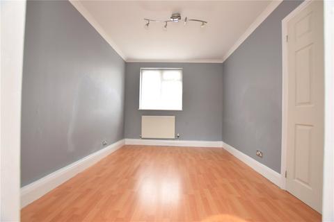 8 Vignoles Road, Romford, RM7 0DT
