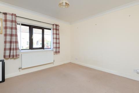 Askynne Belcaire Close, Lympne, Hythe, CT21 4JR