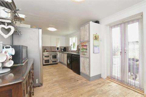 9 Canada Road, Arundel, BN18 9HZ