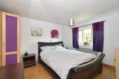 9 Canada Road, Arundel, BN18 9HZ