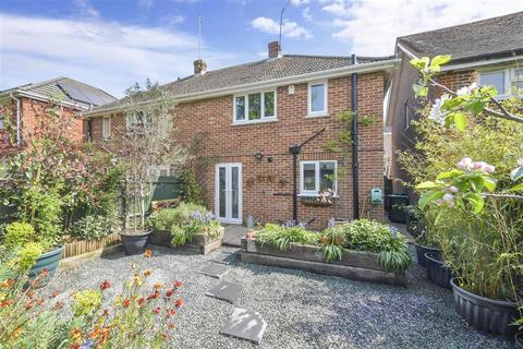 9 Canada Road, Arundel, BN18 9HZ