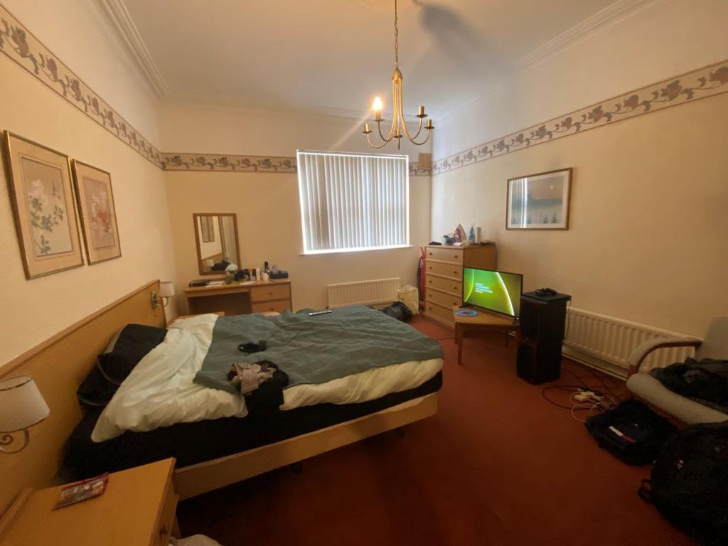 29 - Flat 1