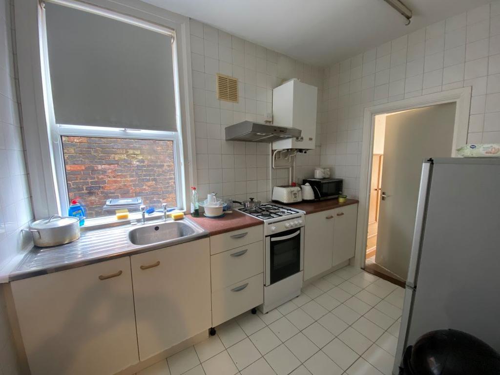 29 - Flat 1