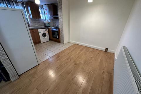 2 bedroom flat to rent, 153 Church Road, Northolt, Greater London, UB5