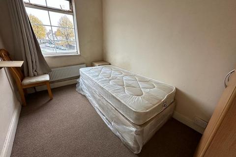 2 bedroom flat to rent, 153 Church Road, Northolt, Greater London, UB5